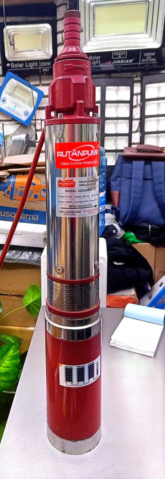 RUTANPUMP Submersible Solar Pump 50 Meters 250 Watts